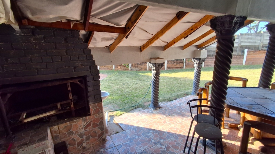 4 Bedroom Property for Sale in Protea Park North West
